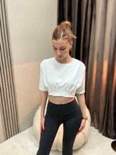 Majica crop top bela