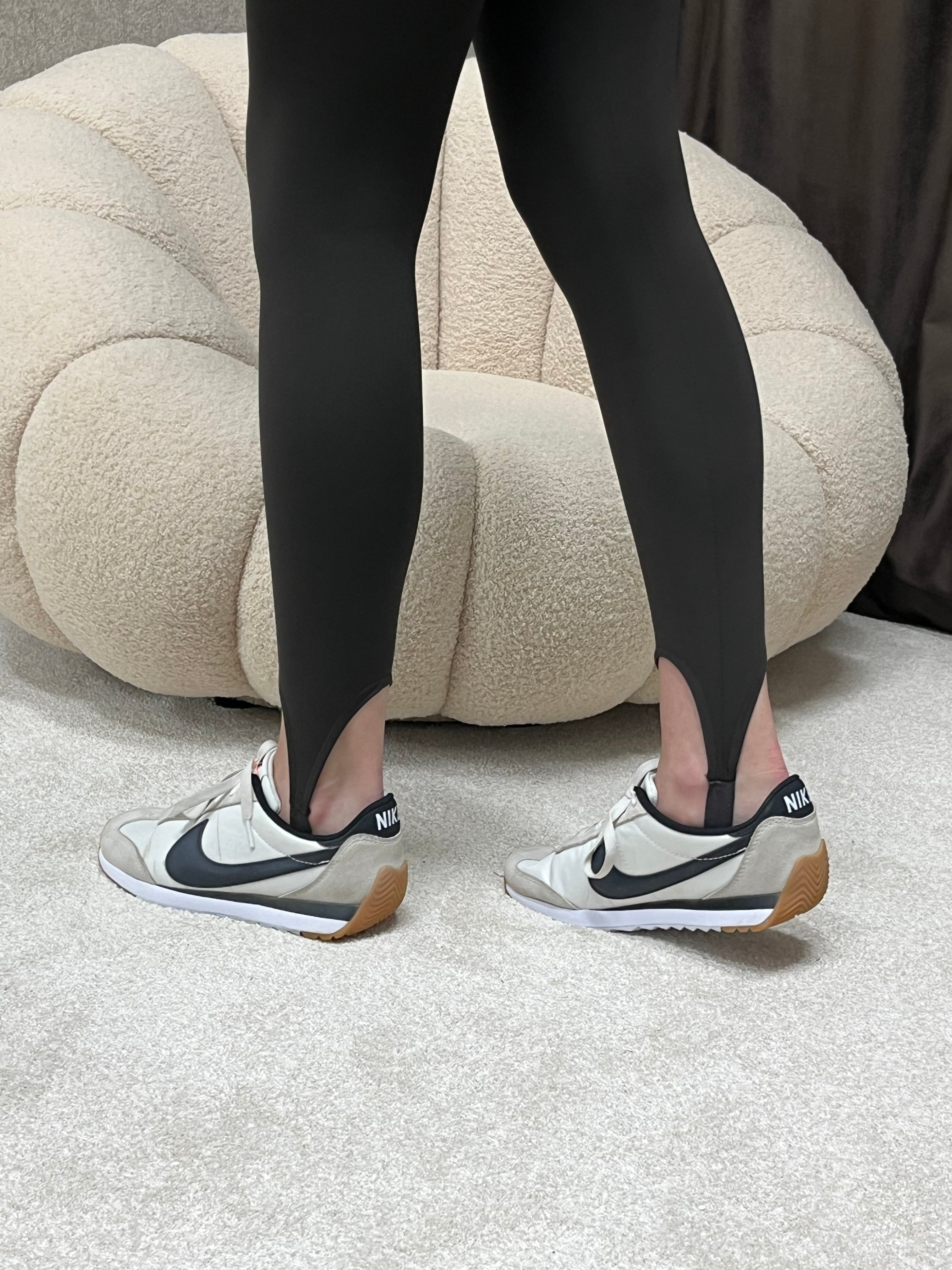 Trendy helanke braon