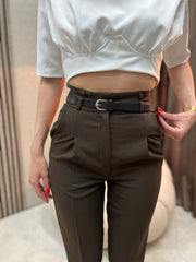 Klasične pantalone braon